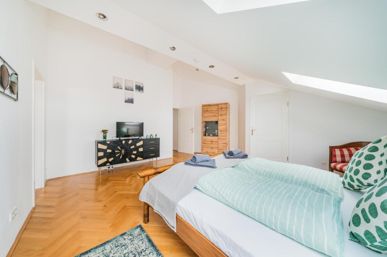 Penthouse Apartment - Sauna - Terrasse - Kamin - Ac Вена Экстерьер фото
